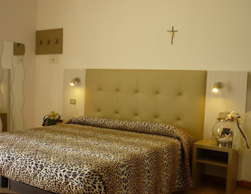 Hotel Solemare Cesenatico Room photo